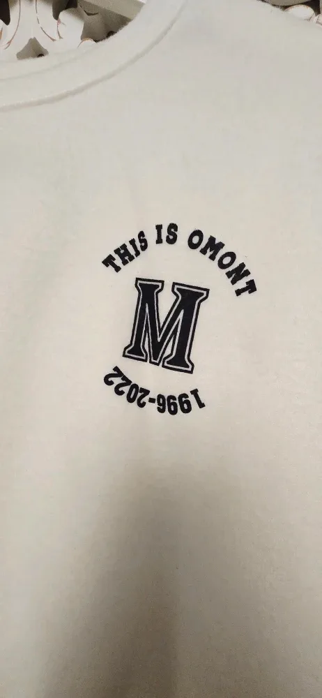 New with tag  Oak + Fort White Sweatshirt - Size OS/TU image indicator(3)