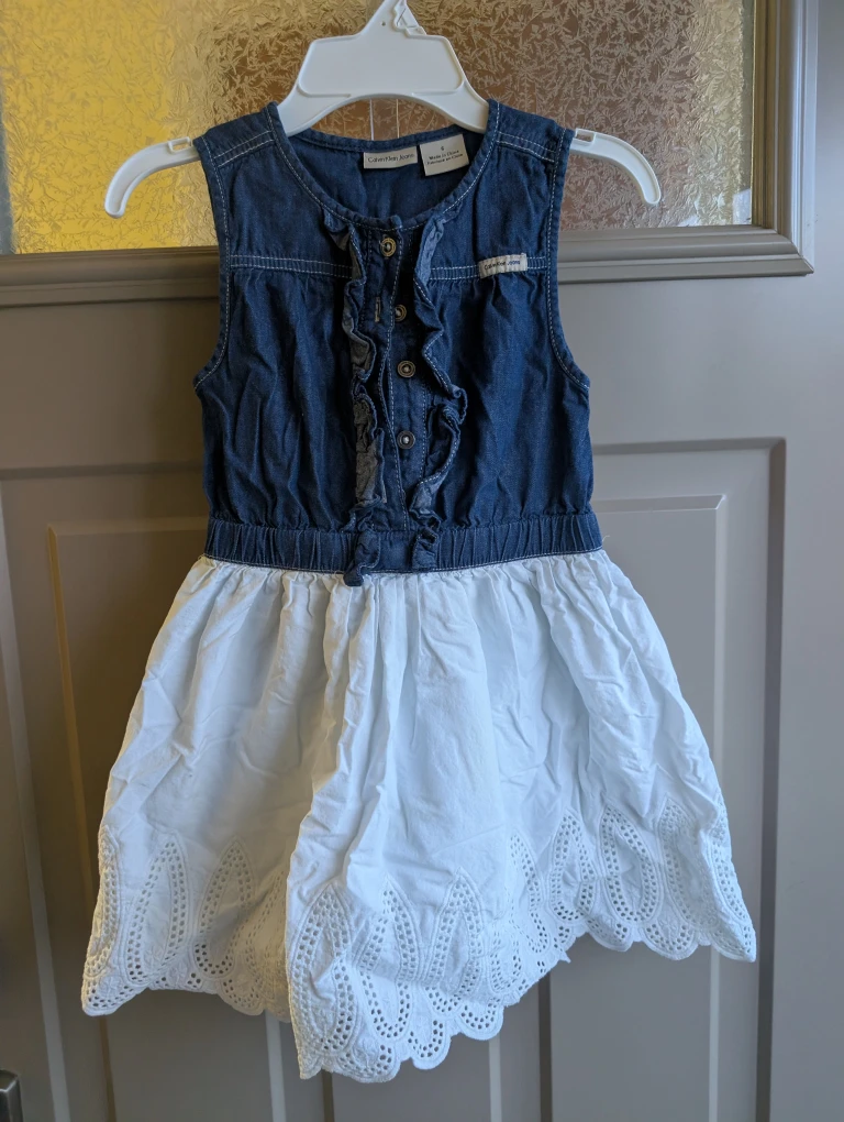 Girls sz 6 Calvin Klein dress