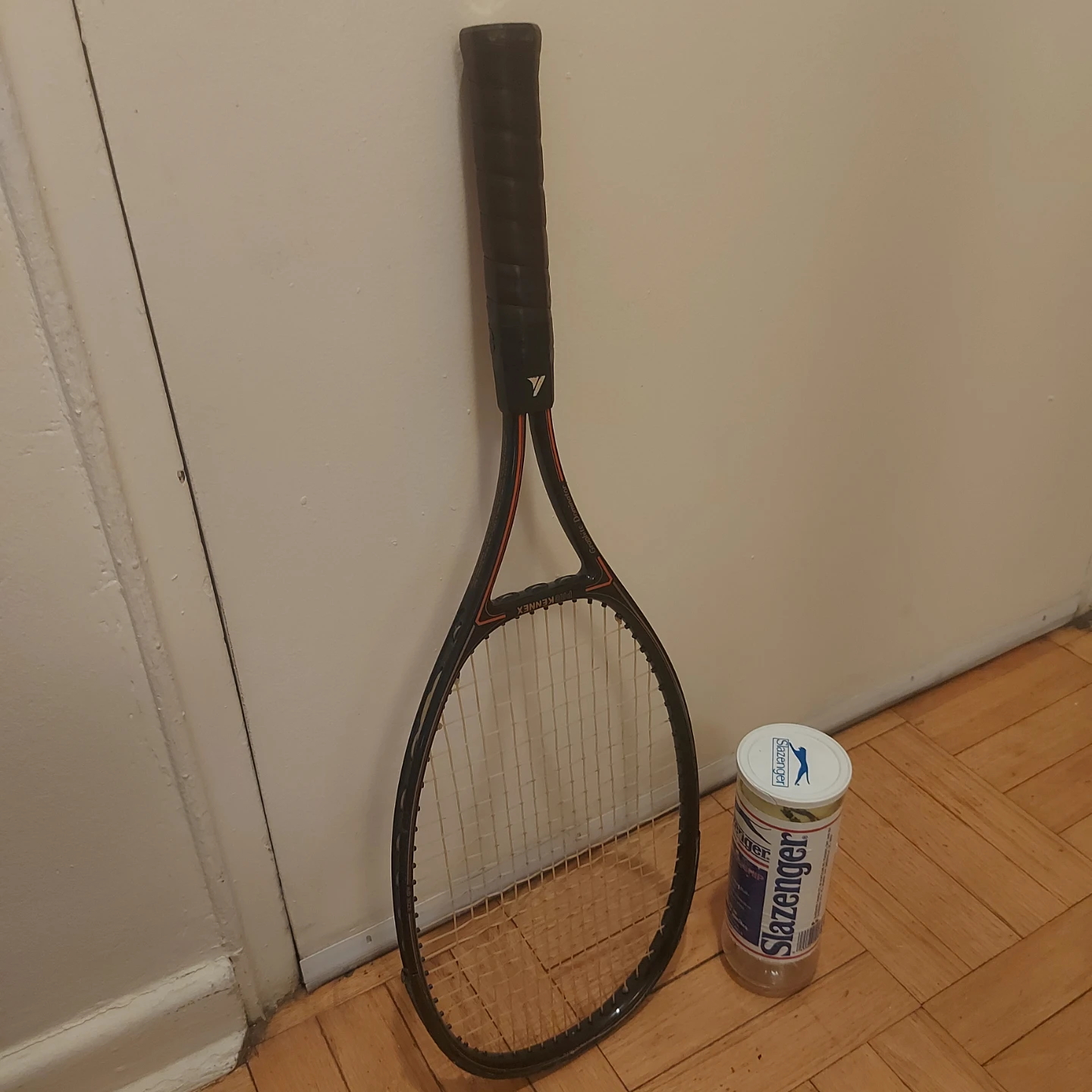 Pro Kennex Graphic Dominator Tennis Racquet - photo 2