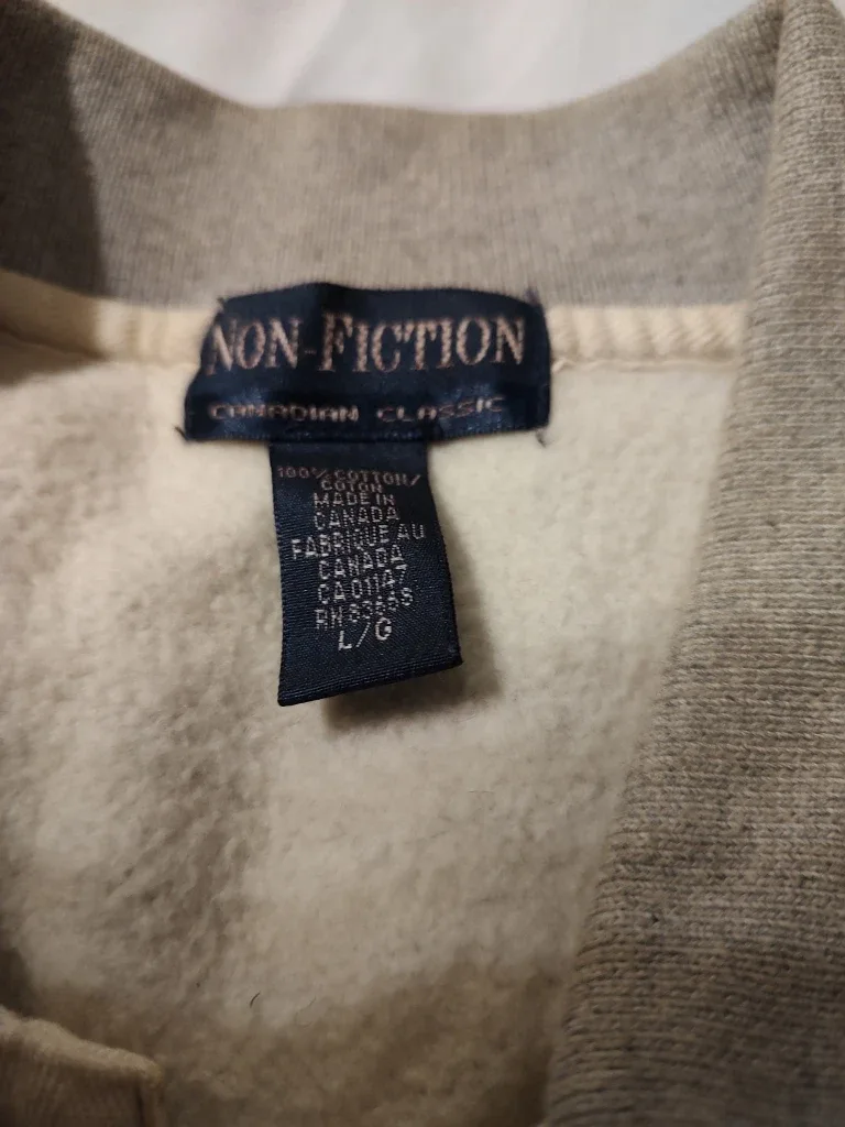 Two Vintage Oversized Crewneck Sweatshirts image indicator(8)