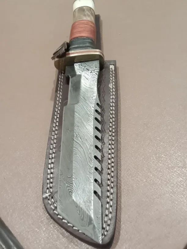 Handmade Damascus Steel Knife with Sheath