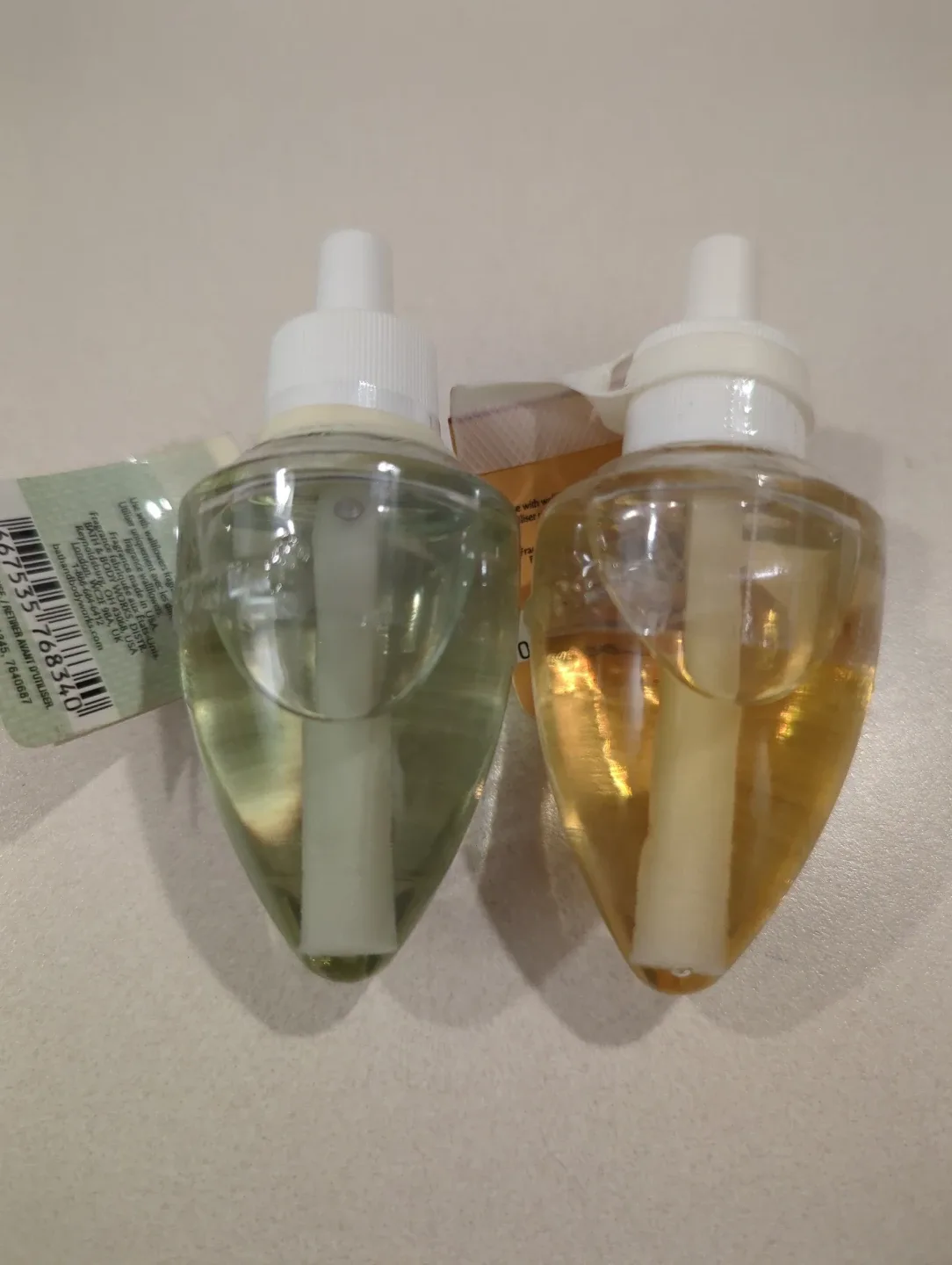 Bath & Body Works Wallflowers Refills x2 image indicator(2)