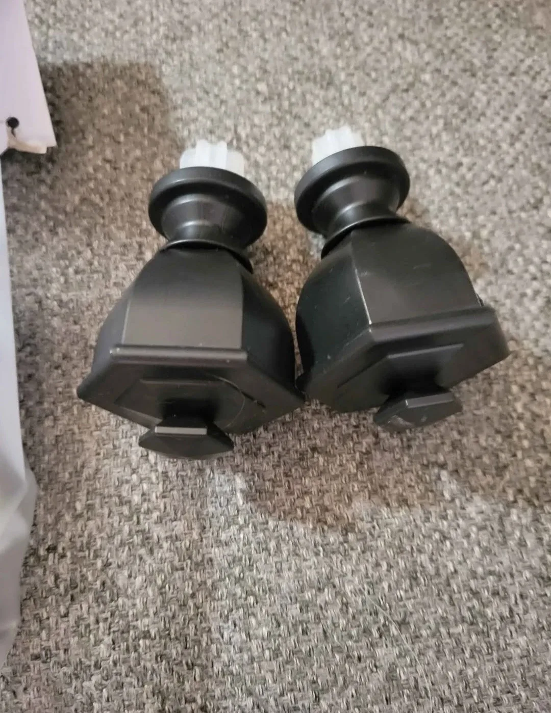 4 Ceiling Mounts and Curtain Rod Ends (All for $5) image indicator(3)
