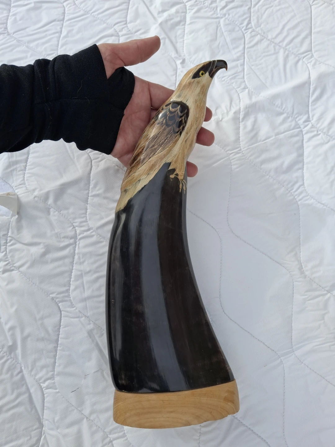 Vintage Carved Horn Eagle Figurine - photo 4