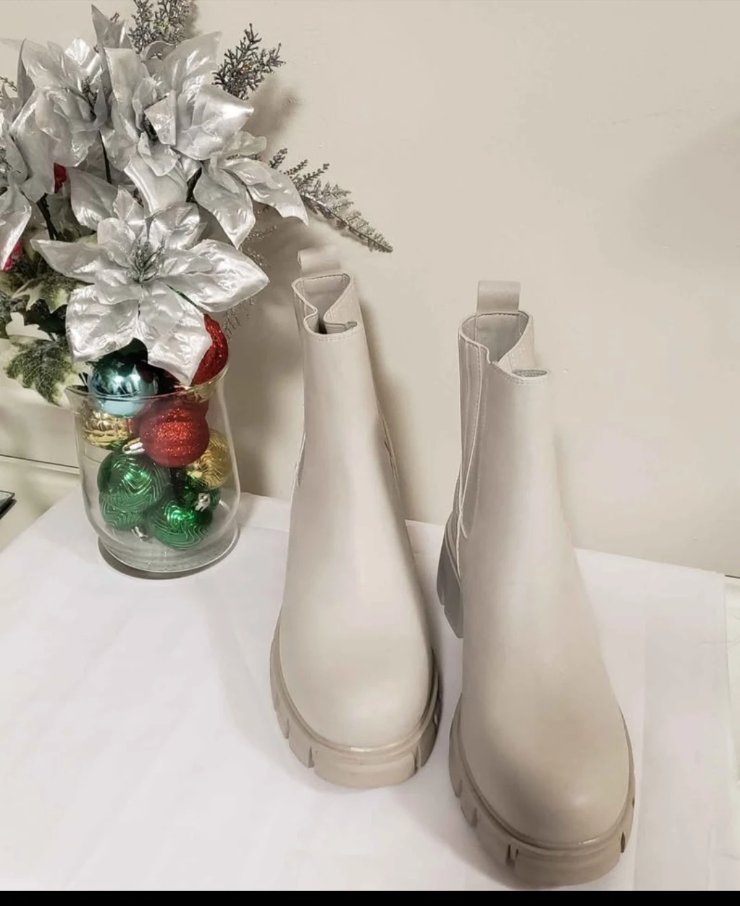 Brand new Chelsea White Cream Boots for sale - photo 3