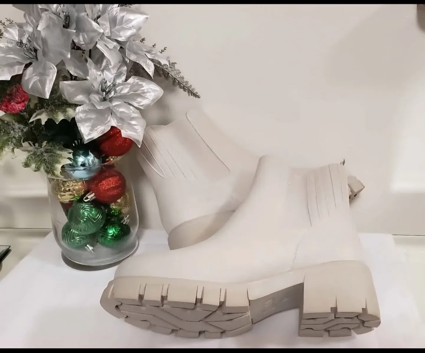 Brand new Chelsea White Cream Boots for sale image indicator(4)