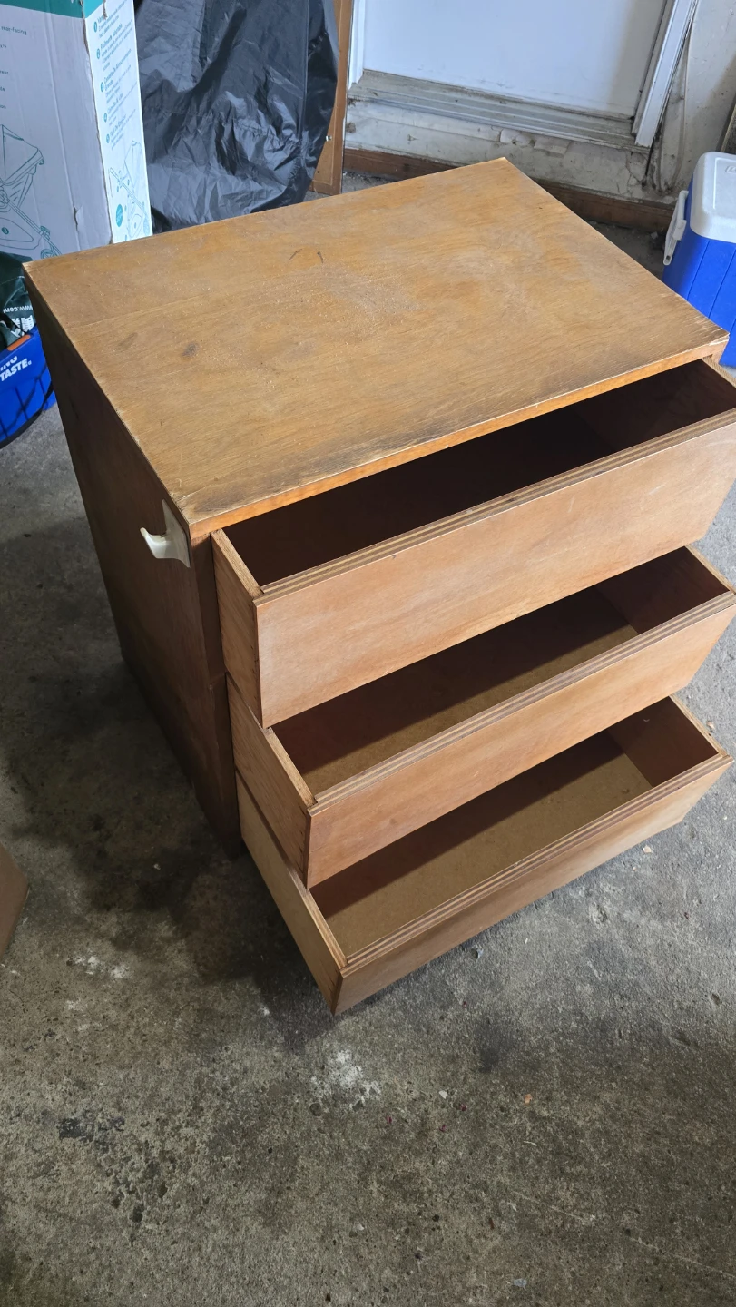 Wooden 3-Drawer Dresser