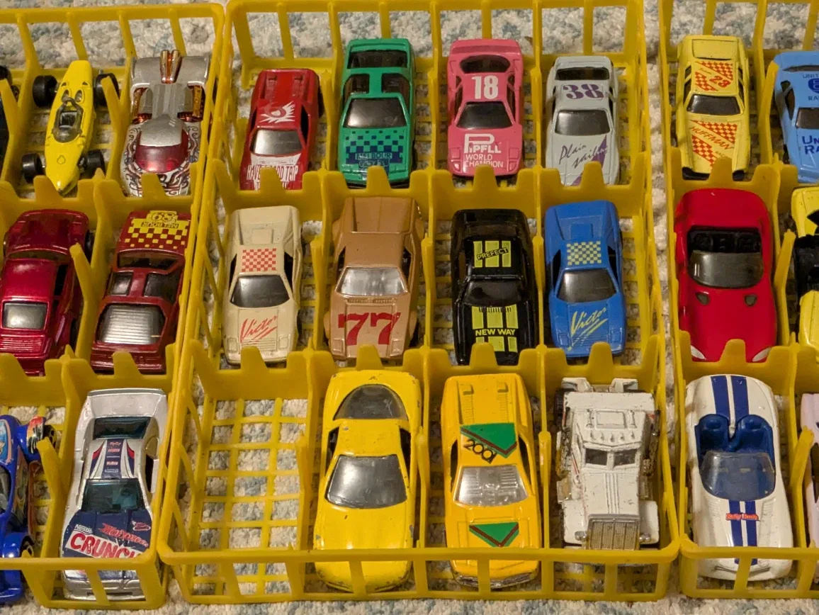 Vintage Diecast Racing Car Collection image indicator(2)