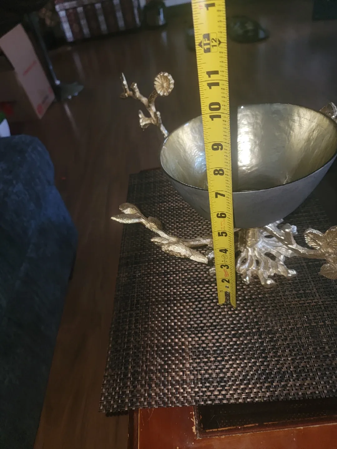 Decorative Gold Bowl with Floral Design image indicator(6)