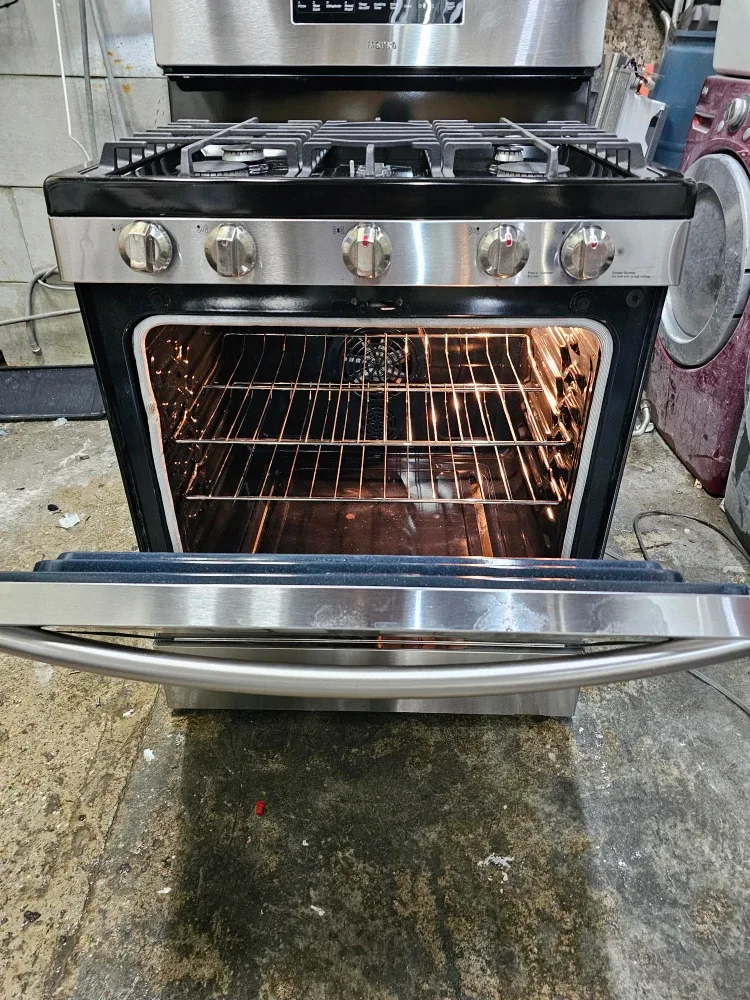 Samsung 30in Stainless steel gas stove image indicator(2)