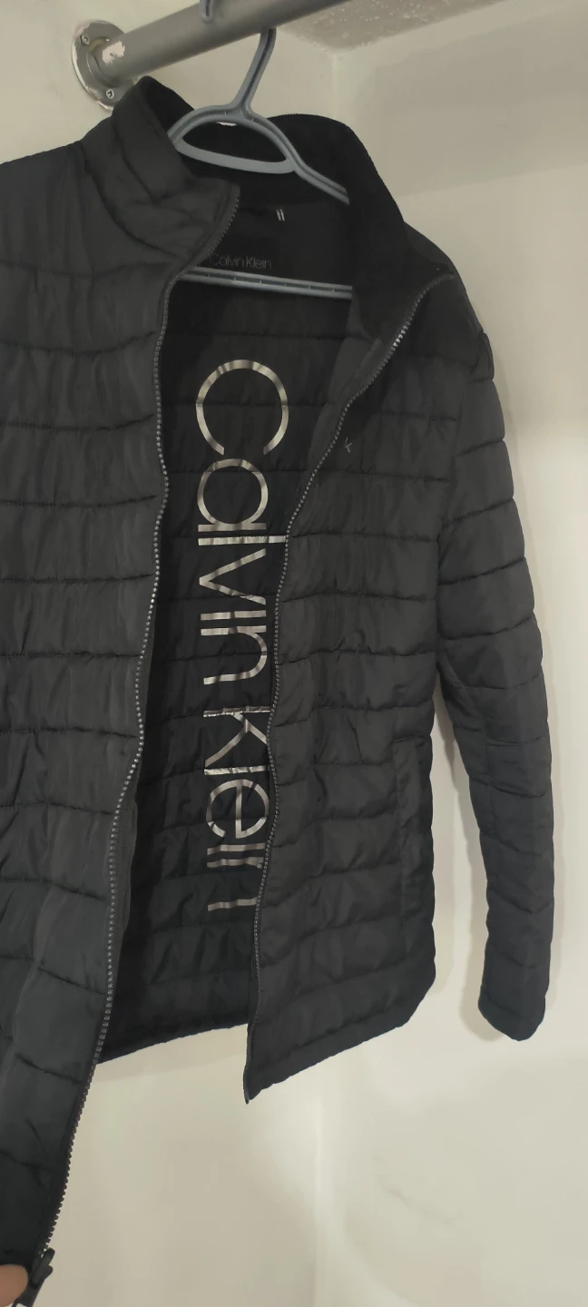 Calvin Klein Black Puffer Jacket 🥕 - photo 2