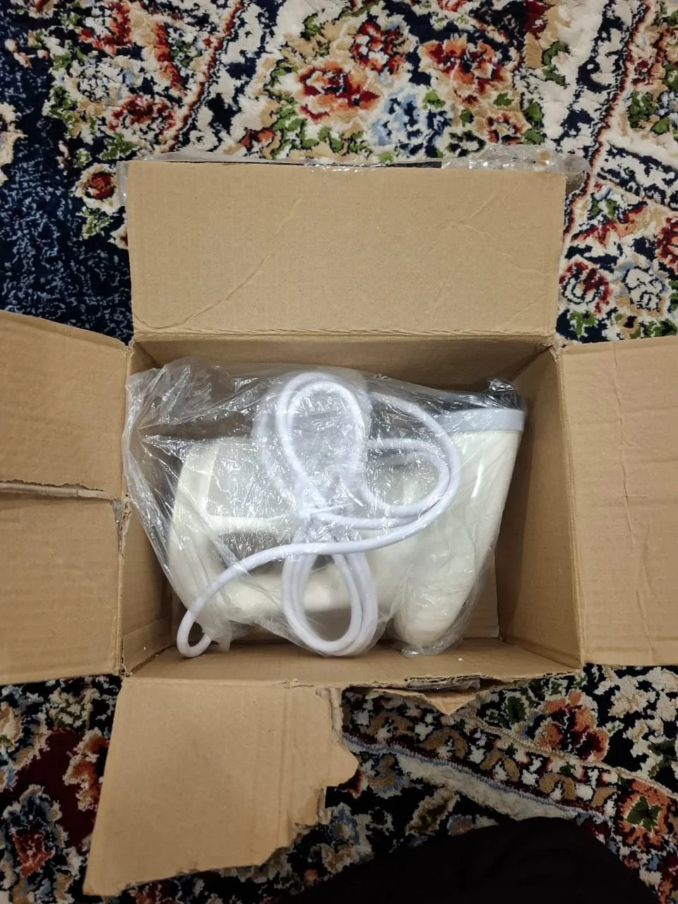 Bear Garment Steamer GTJ-A13F2 - Light Yellow image indicator(2)