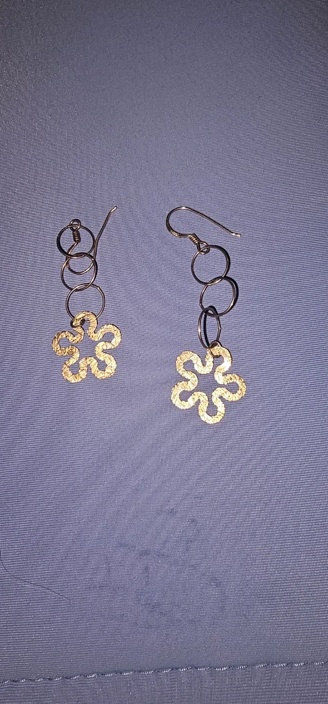 🥕Flower Drop Earrings sterling silver 9.25🥕 thumbnail