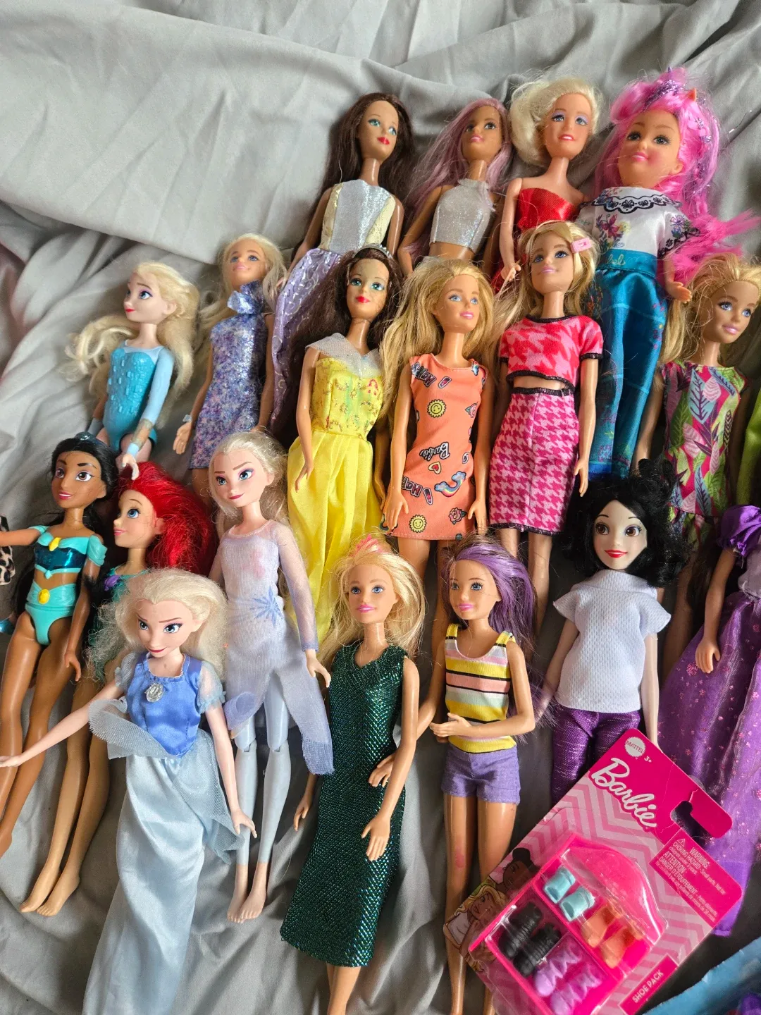 Lot of 20+ Barbie Dolls and Accessories image indicator(4)