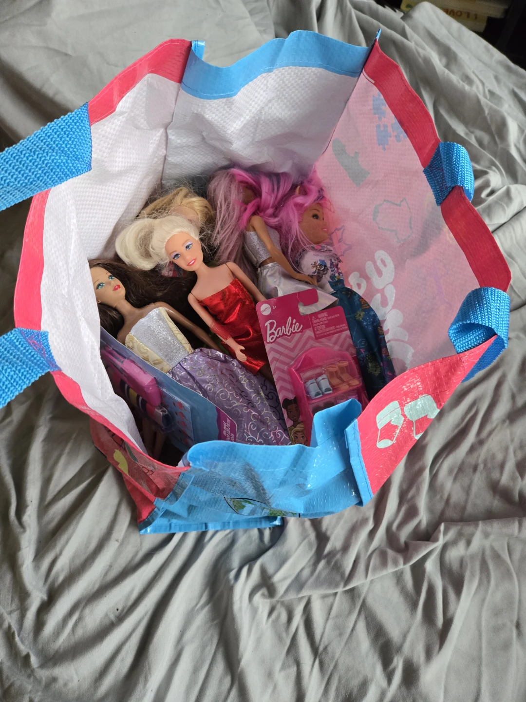 Lot of 20+ Barbie Dolls and Accessories - photo 5