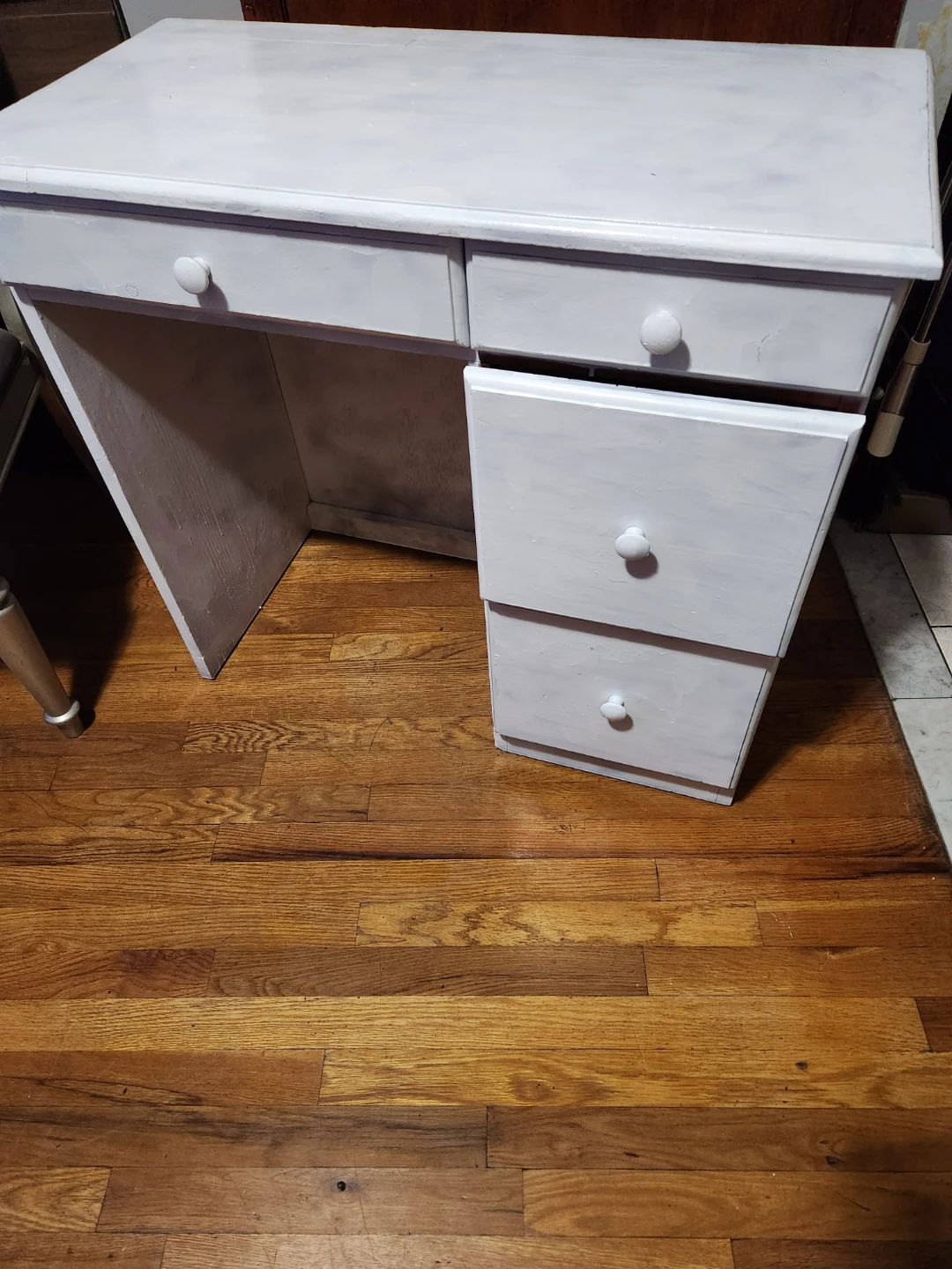 White Painted Desk
