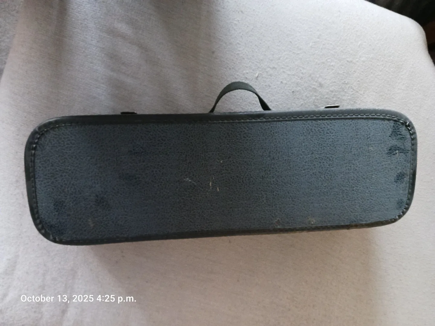 Trumpet with Case image indicator(5)