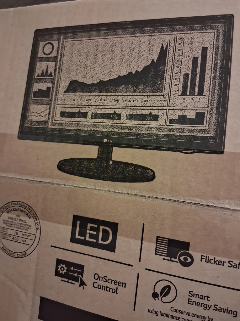 19" LG LED Monitor - New in Box