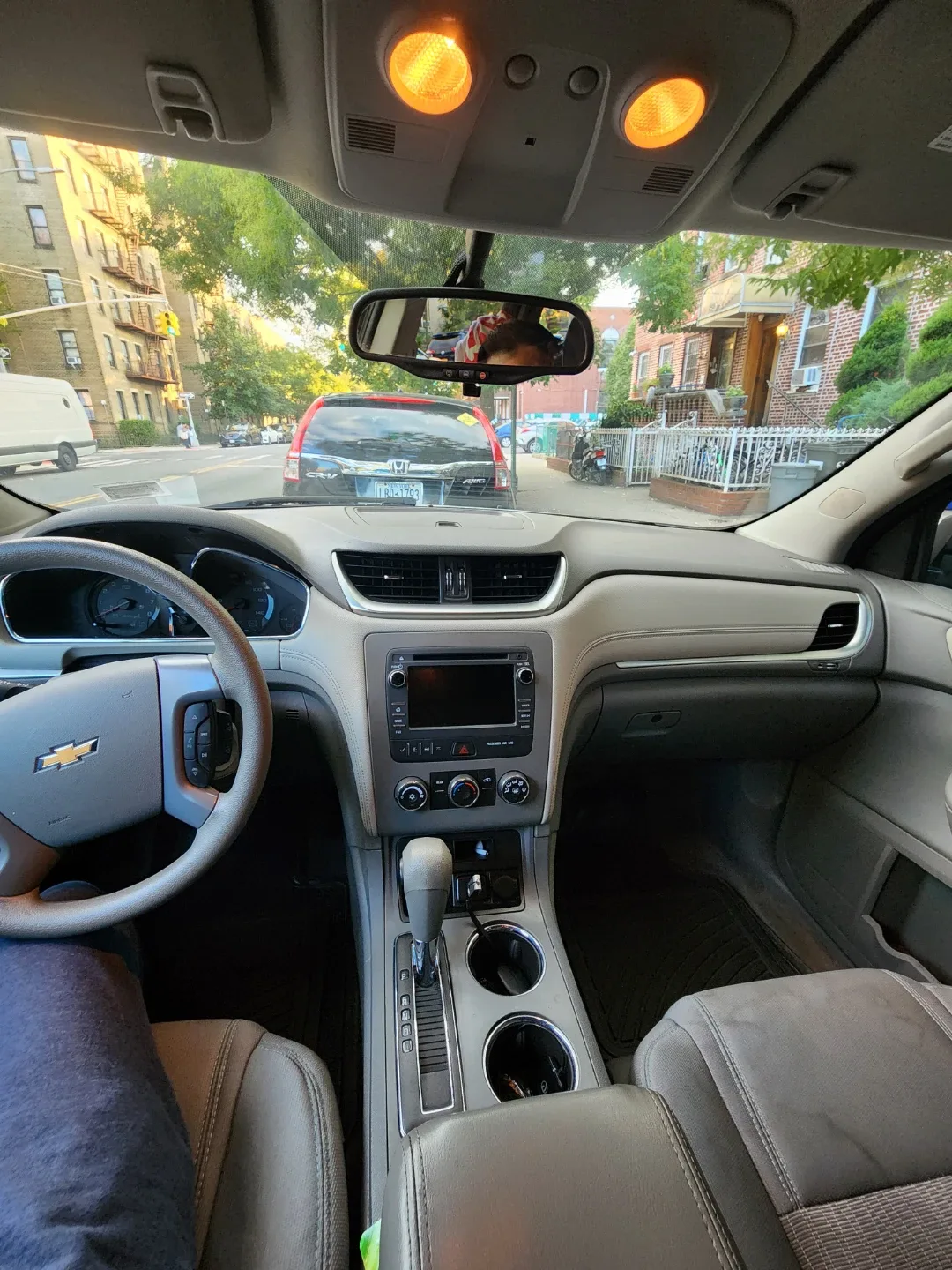 Silver Chevrolet Traverse SUV image indicator(7)