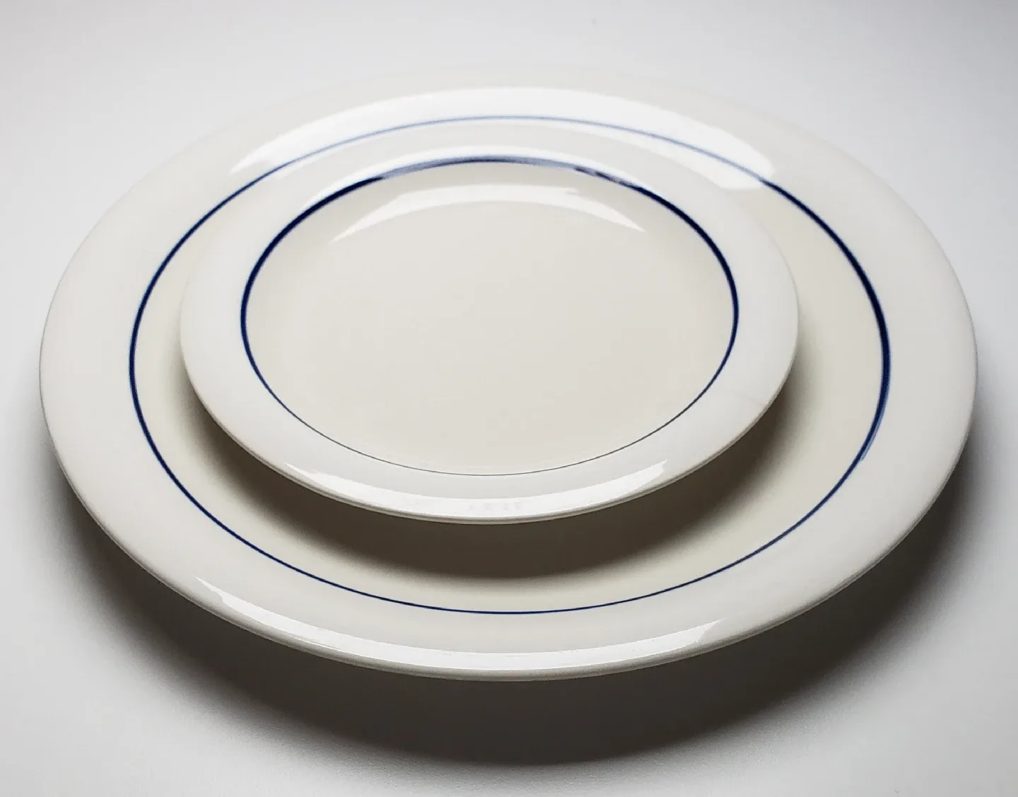 Gibson Everyday Dinner Plates