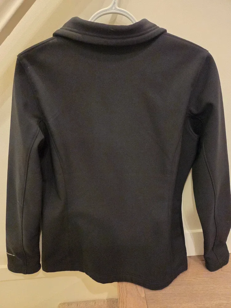 Women's Columbia Black Softshell Jacket, Size M image indicator(2)