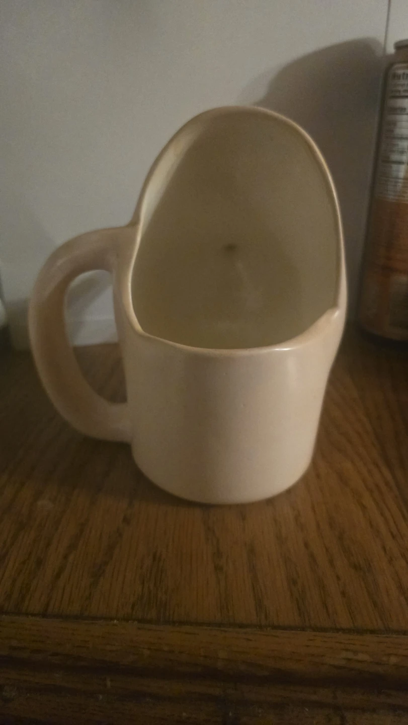 Novelty Boob Mug - photo 2