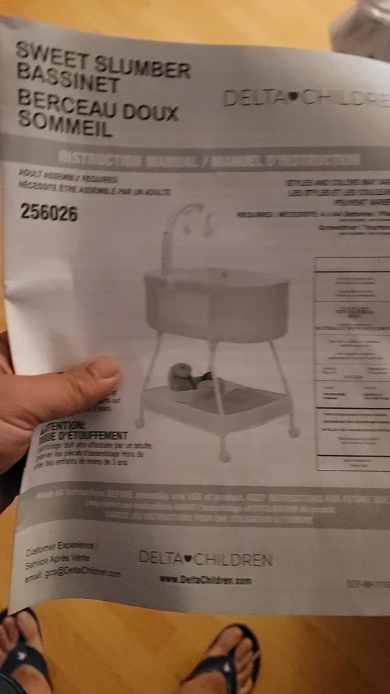 Delta Children Sweet Slumber Bassinet - Gently Used image indicator(3)