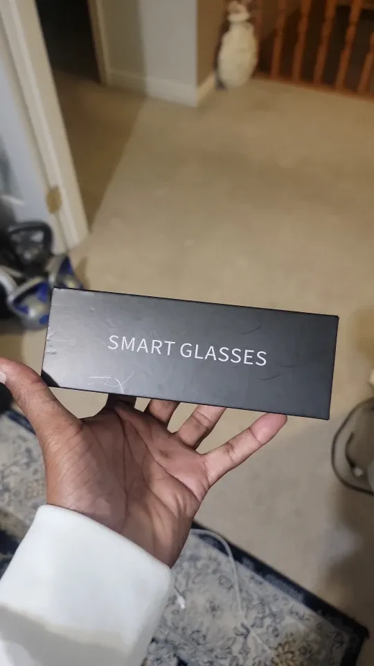 New Smart Glasses with Audio