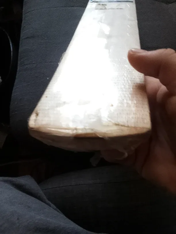 Slazenger V3 English Willow Cricket Bat image indicator(7)