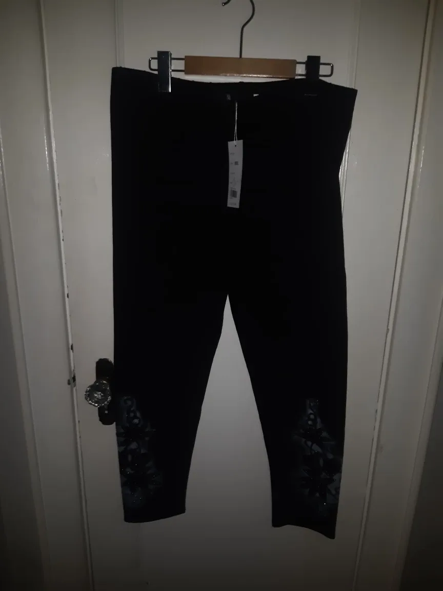 Model France Black Pants - Size XXL