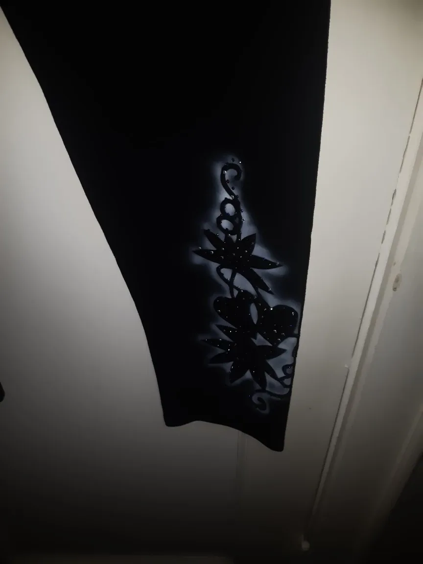 Model France Black Pants - Size XXL image indicator(2)