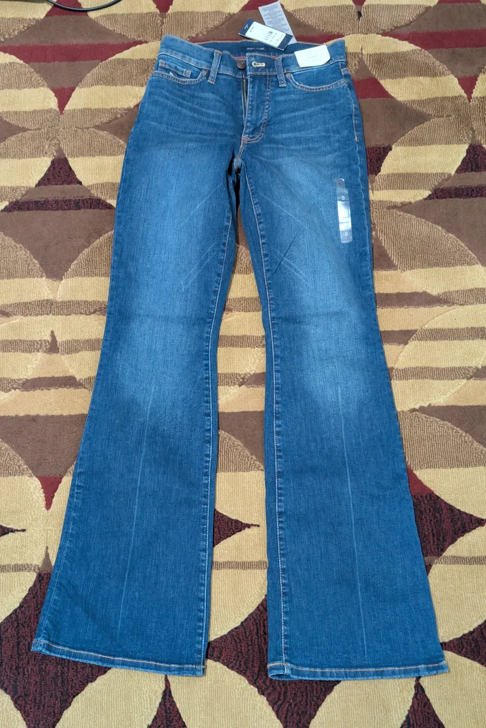 Tommy Hilfiger Sculpt Flare Jeans - Size 0 image indicator(2)