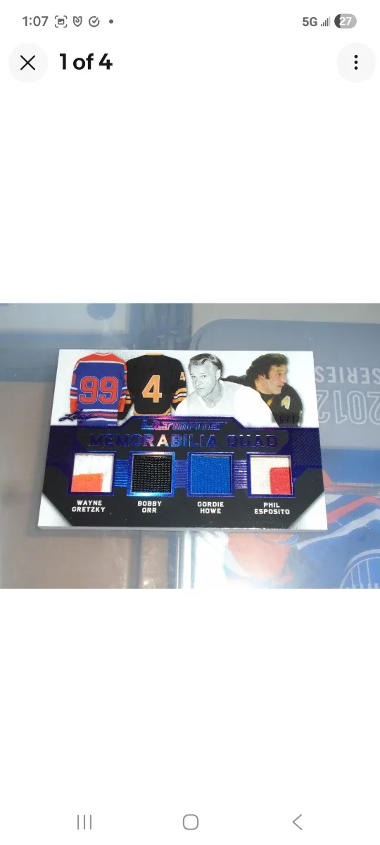 2018 Ultimate Memorabilia Quad Hockey Card/Gretzky