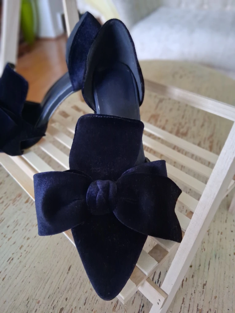 Navy Velvet Heels - Size 260 (US 9) - photo 2