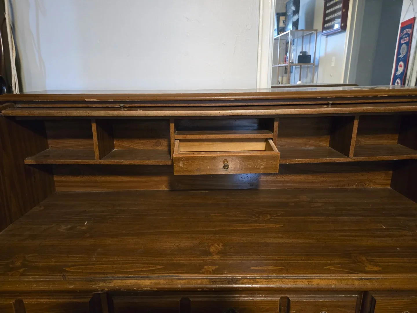 Vintage Roll Top Desk image indicator(4)