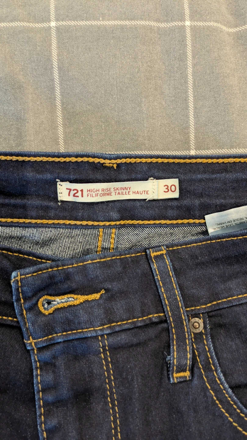 Levi's 721 High Rise Skinny Jeans - Size 30 - photo 5
