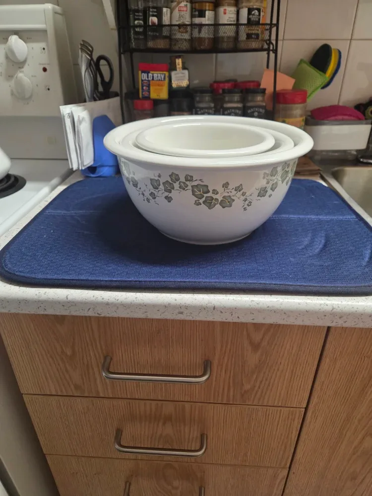 Corelle Mixing Bowl Set, 3 Bowls image indicator(3)