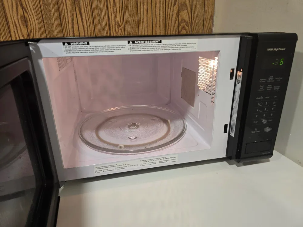 Panasonic 1100W High Power Microwave image indicator(2)