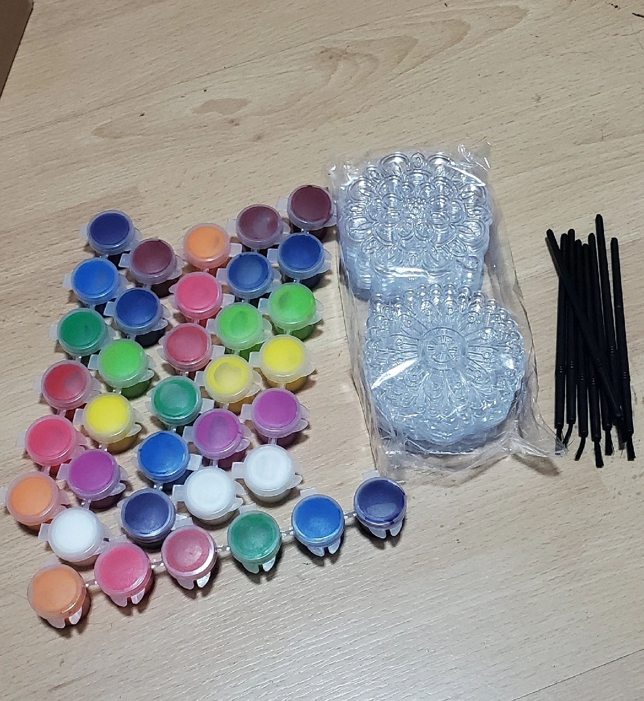 DIY suncatcher painting