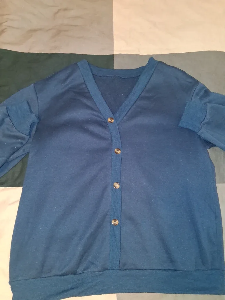 Assorted Women's Clothing Bundle image indicator(8)