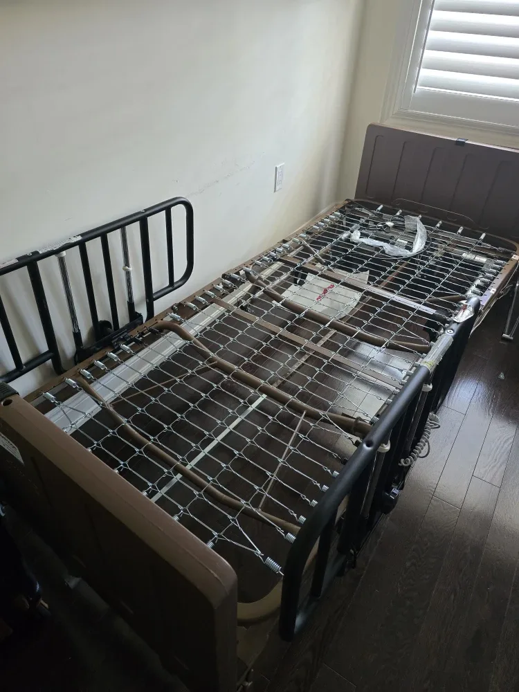 Drive Medical Electric Hospital Bed image indicator(2)