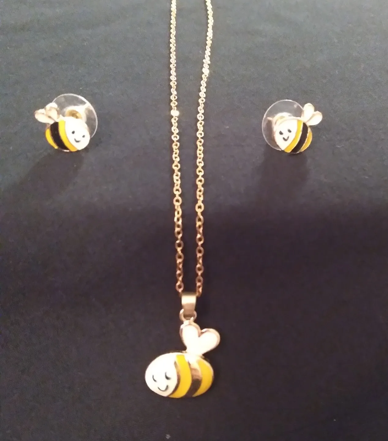 $15 jewlery. Or 2 for $25 image indicator(3)