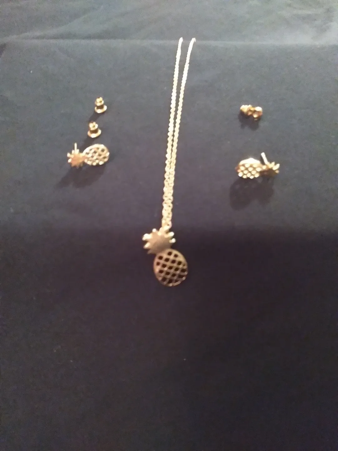 $15 jewlery. Or 2 for $25 image indicator(8)