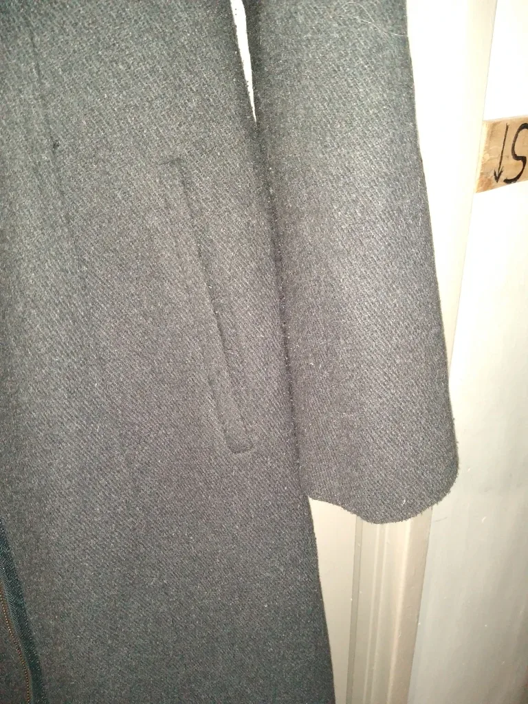 women's full length wool coat image indicator(5)