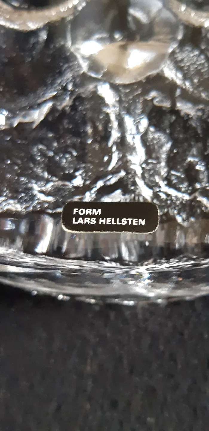 2 Swedish Crystal Paperweights/Figurines image indicator(4)