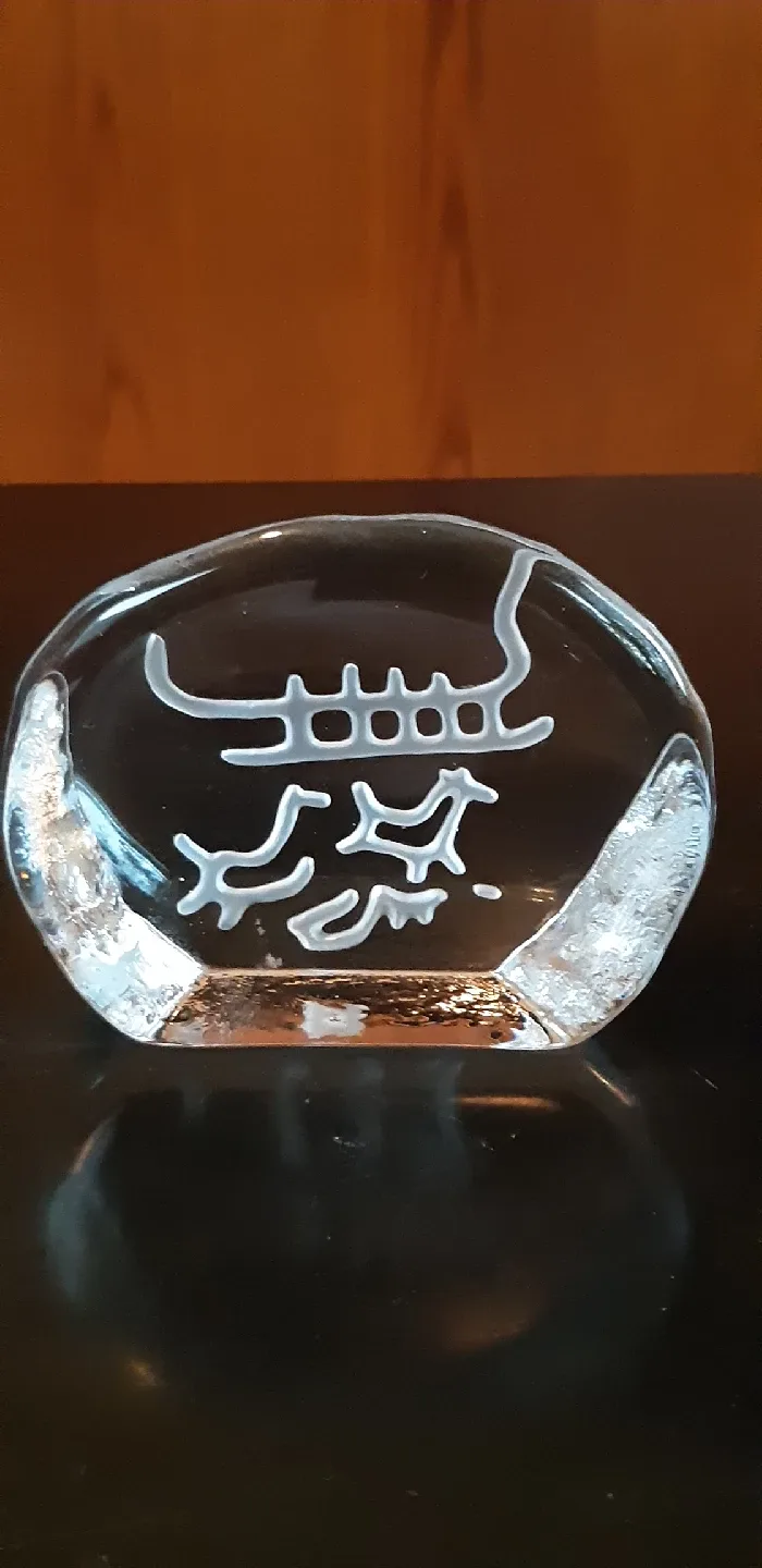 3 Swedish Paperweights image indicator(3)