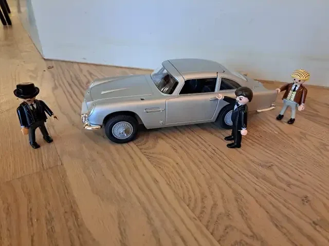 Playmobil Toy Sets Bundle image indicator(8)