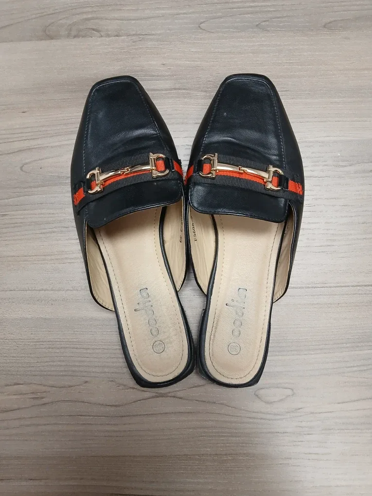 Codia leather black and gold loafers size 8