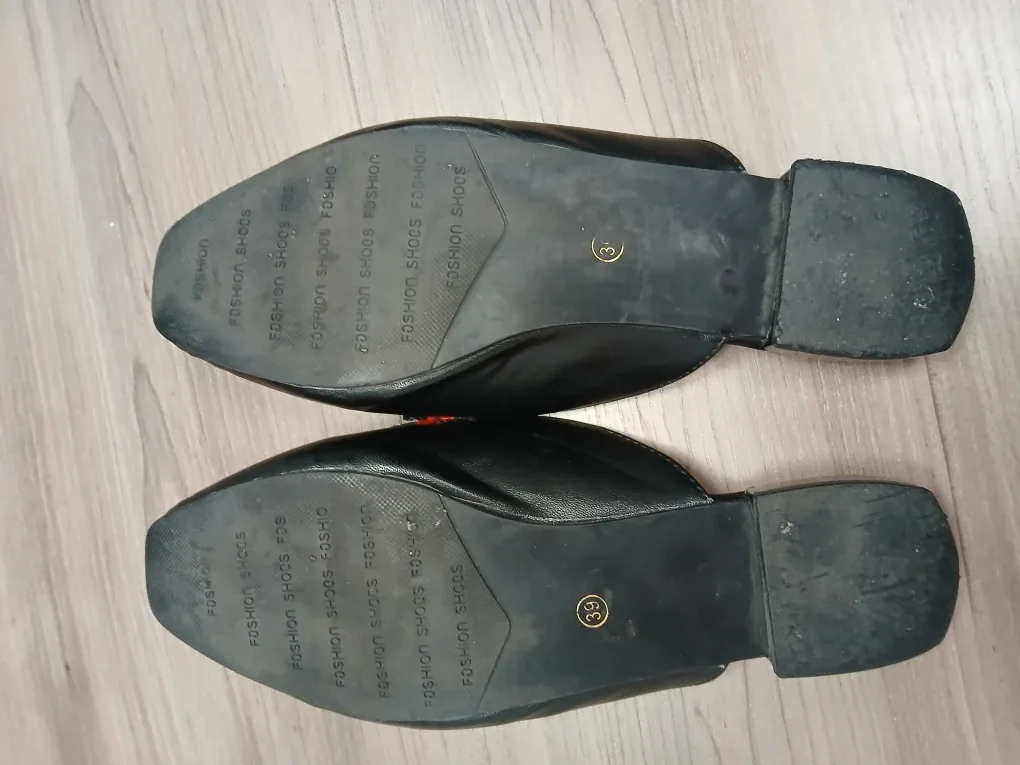 Codia leather black and gold loafers size 8 image indicator(8)