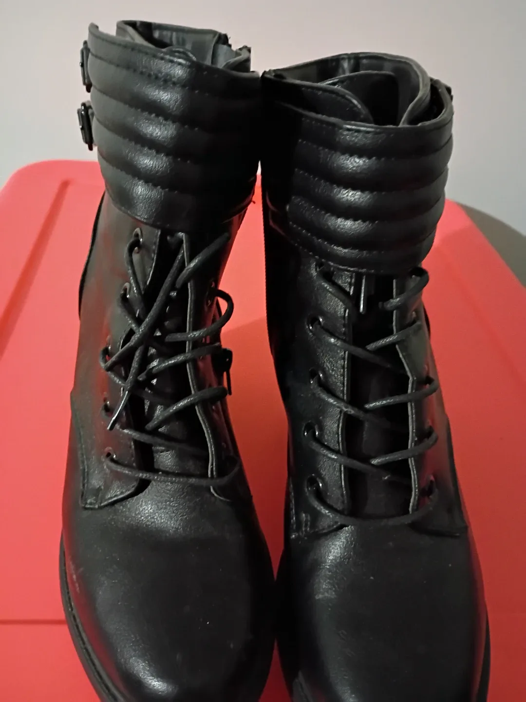 Size 7.5 Shoedazzle Boots image indicator(3)